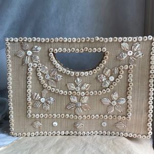 Portfolio handbag mother of pearl shell raffia